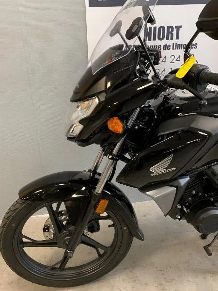 CB 125 F