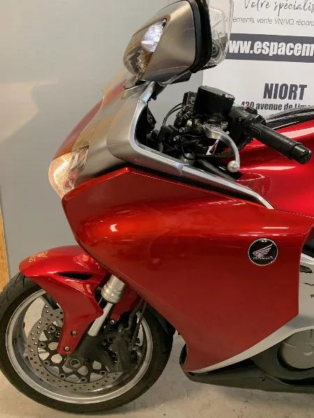 VFR 1200 F