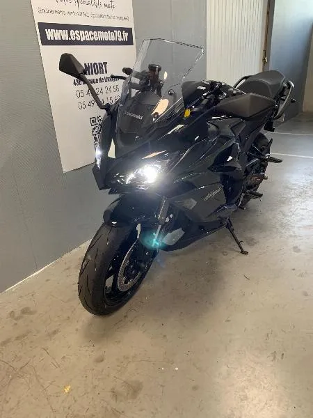 NINJA 1100 SX