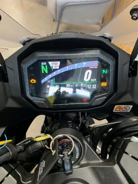 NINJA 1100 SX