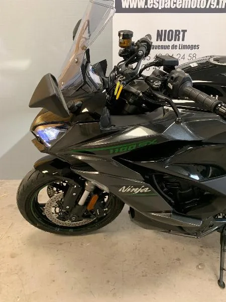 NINJA 1100 SX