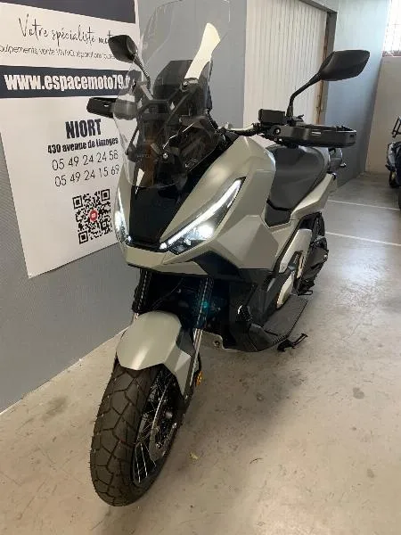 XADV 750 DCT