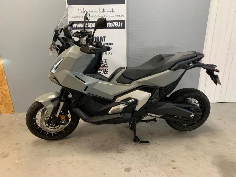 XADV 750 DCT