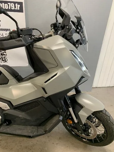XADV 750 DCT