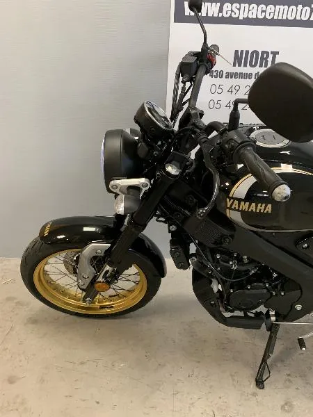 XSR 125 Legacy