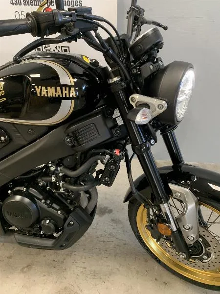XSR 125 Legacy