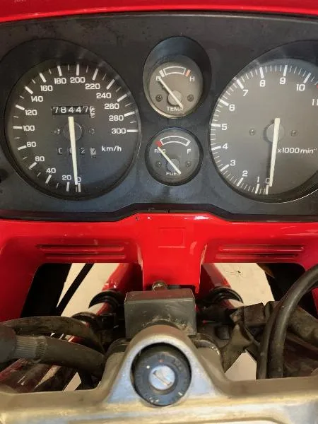 CBR 1000 F