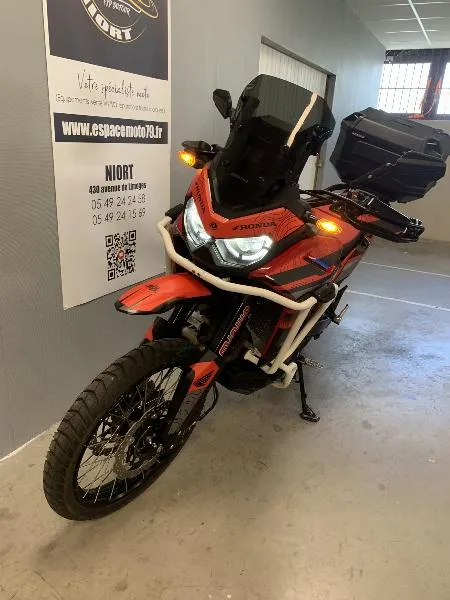 CRF 1100  L AFRICA TWIN