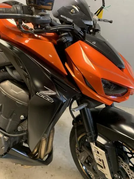 Z 1000