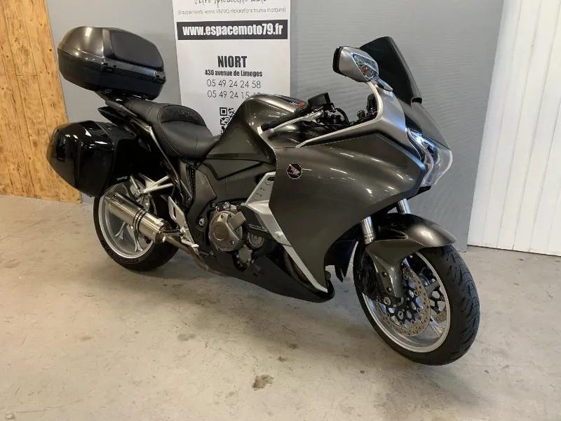 VFR 1200