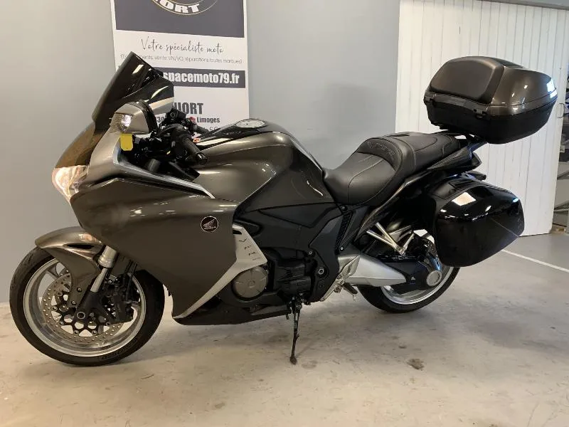 VFR 1200