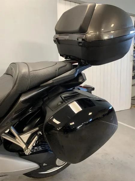 VFR 1200