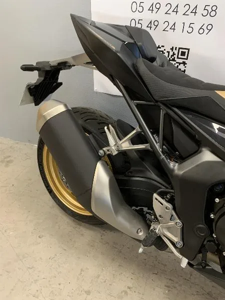 CB 1000 Hornet SP