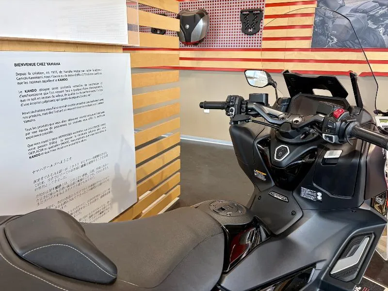 XP TMAX 560 TECH MAX