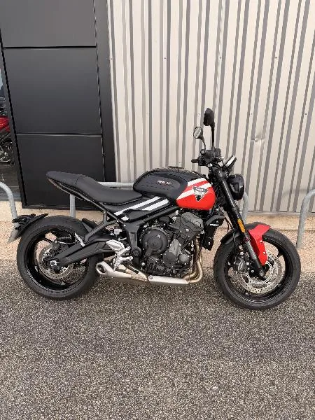 TRIDENT 660