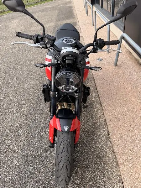 TRIDENT 660