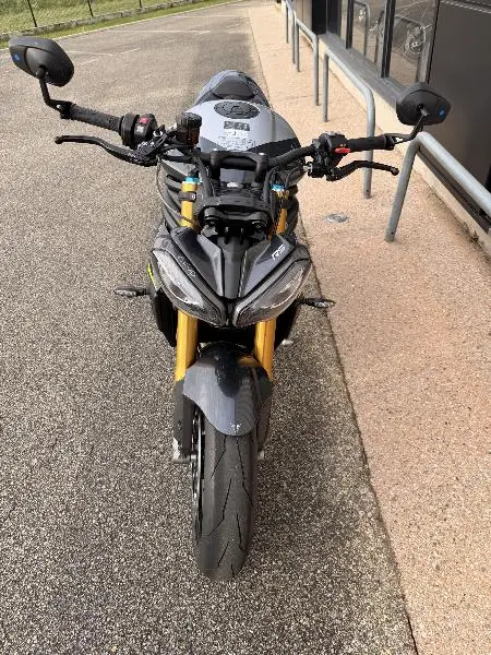 SPEED TRIPLE 1200 RS