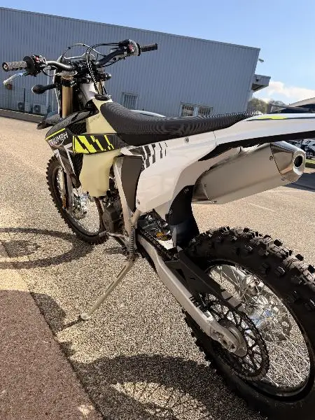 TF 250E