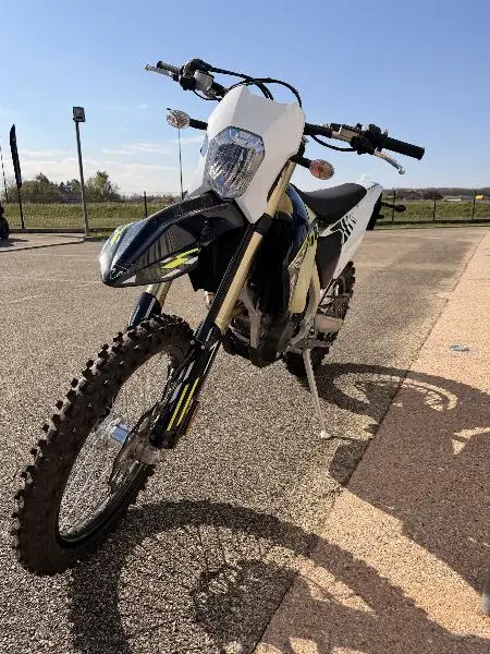 TF 250E