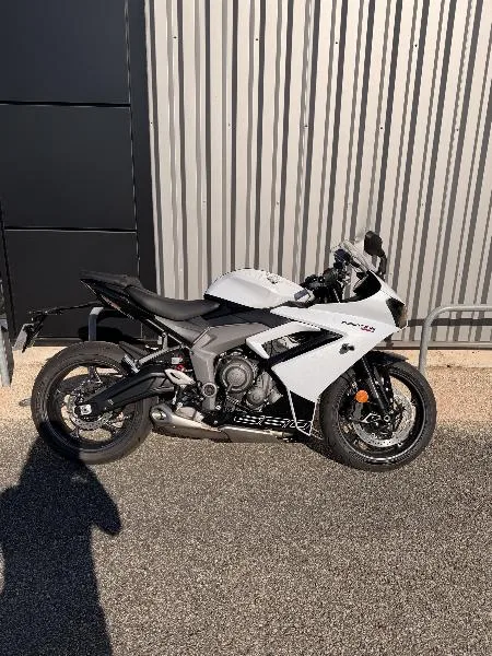 	DAYTONA 660
