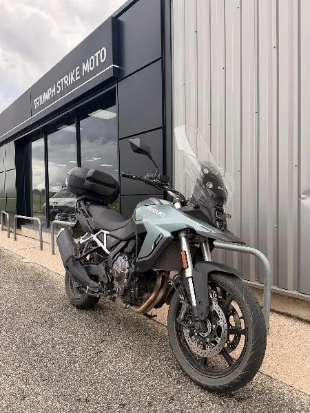 DL VSTROM 800DE