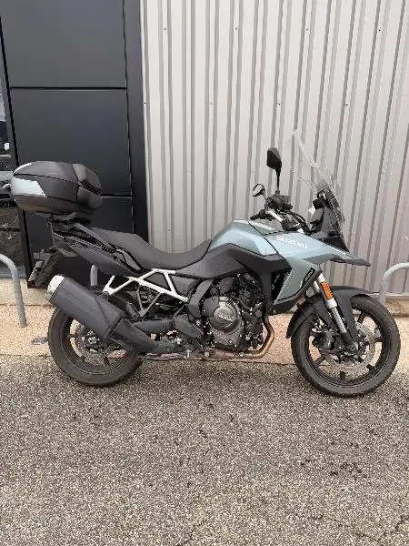 DL VSTROM 800DE