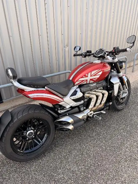 ROCKET 3 R