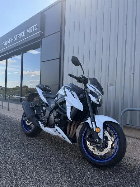 GSX 750