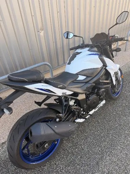 GSX 750