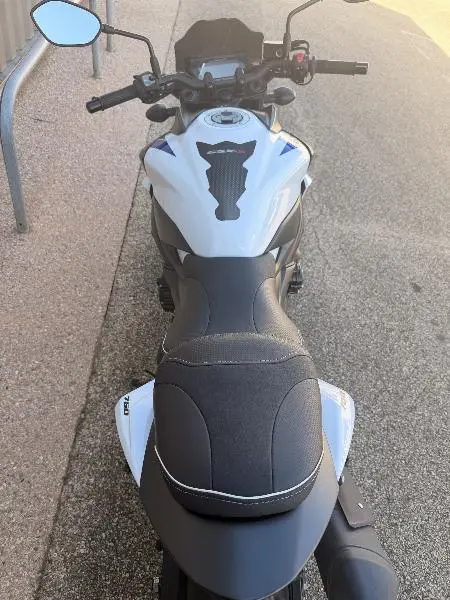 GSX 750