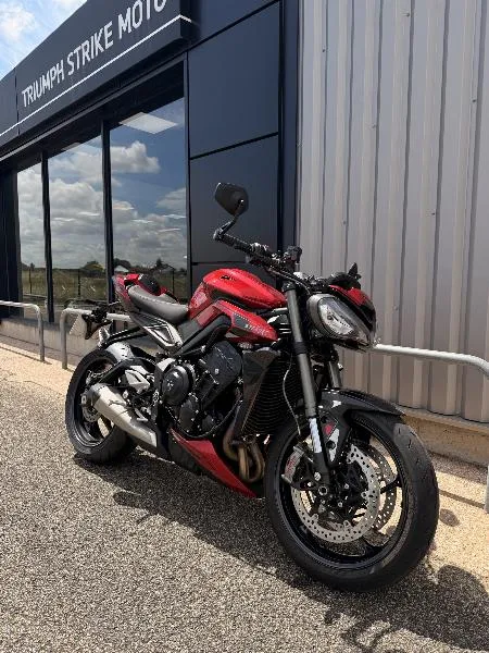 STREET TRIPLE 765 RS 2024
