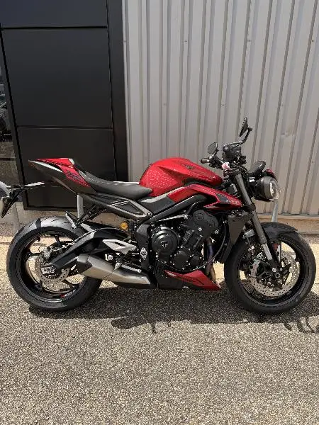 STREET TRIPLE 765 RS