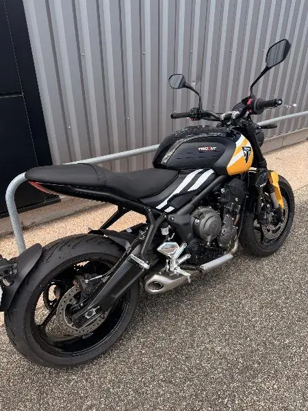 TRIDENT 660