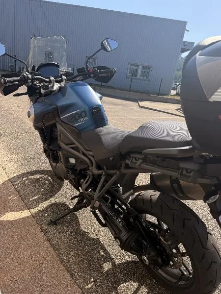 TIGER 1200 EXPLORER XRX