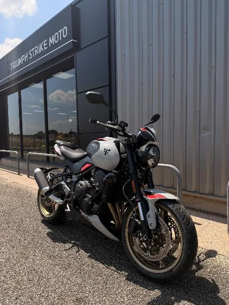 TRIDENT 800