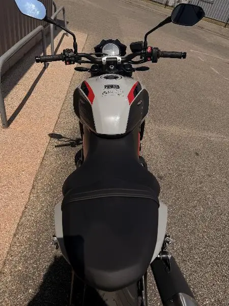 TRIDENT 800