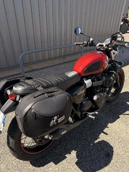 STREET TWIN  900