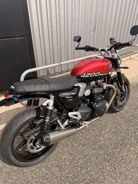 SPEED TWIN 1200