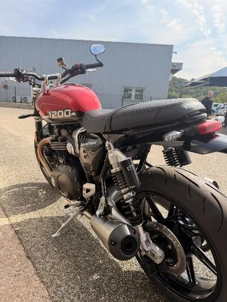 SPEED TWIN 1200