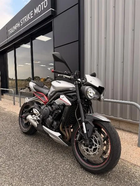 STREET TRIPLE 765 R