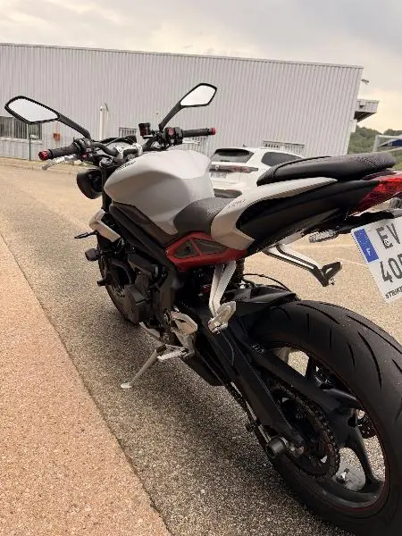 STREET TRIPLE 765 R
