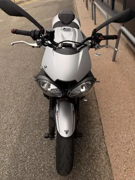 STREET TRIPLE 765 R