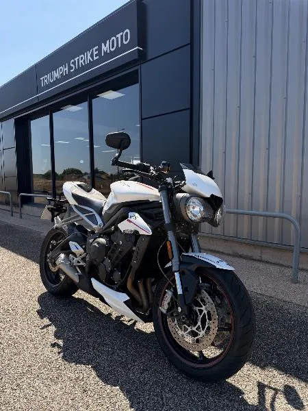 STREET TRIPLE 765 RS