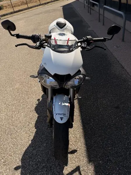 STREET TRIPLE 765 RS