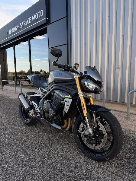 SPEED TRIPLE 1200 RS