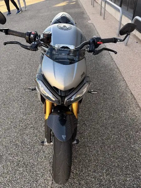SPEED TRIPLE 1200 RS