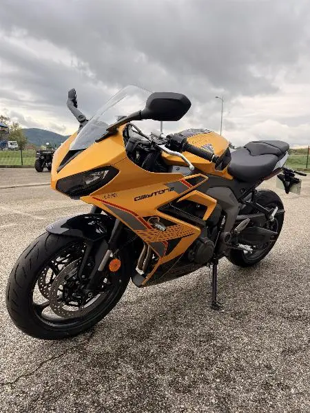 	DAYTONA 660