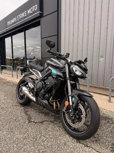 STREET TRIPLE 765 RS