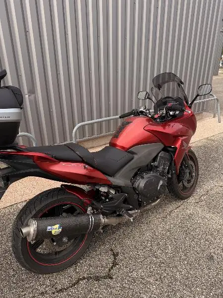 CB 1000 F