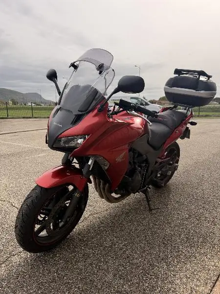 CB 1000 F